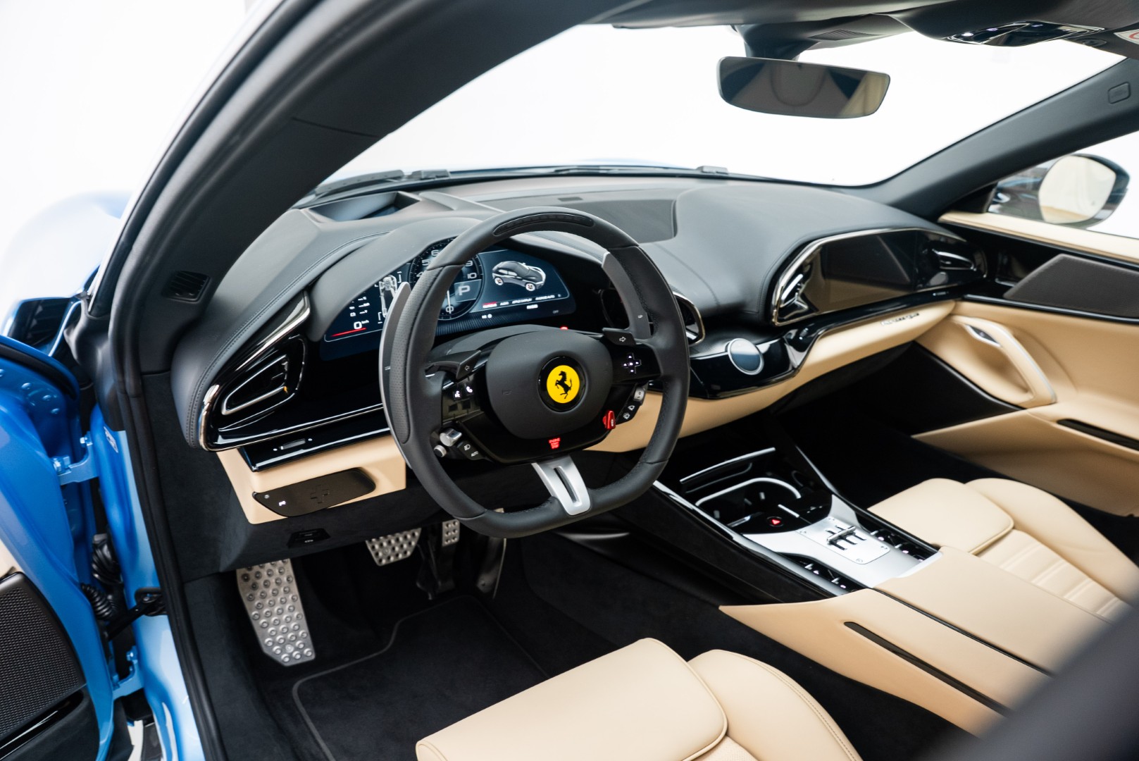 2025 FERRARI PUROSANGUE | FULL CARBON | MAIN DEALER SERVICE | HIGH SPEC